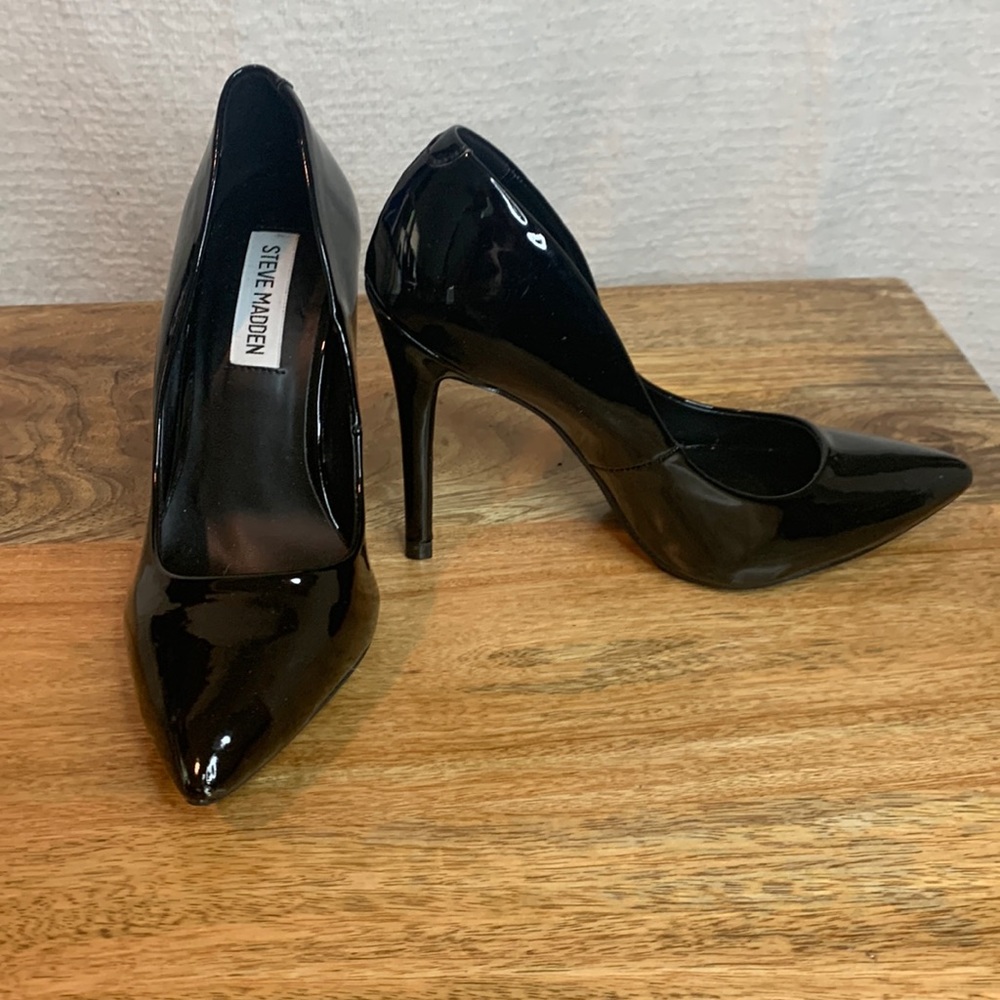 Steve madden classic black patent stilettos